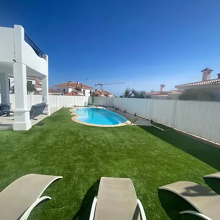 In ,higueron Villa Fuengirola