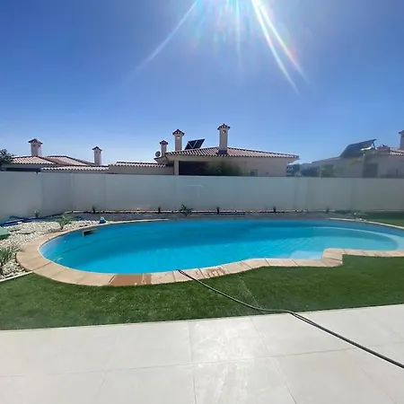 Villa In ,higueron *